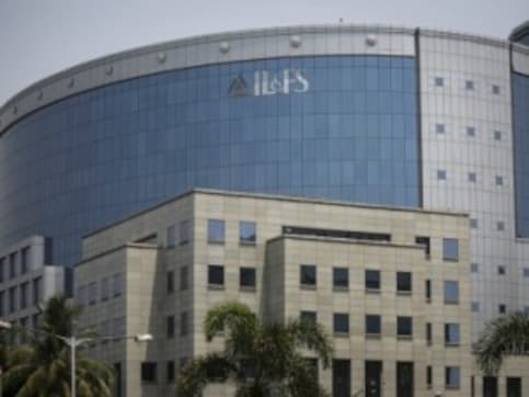 Let green, amber and red classification guide IL&FS resolution, but how can banks be stopped from declaring outstandings as NPA? Let green, amber and red classification guide IL&FS resolution, but how can banks be stopped from declaring outstandings as NPA?
