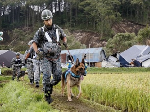 Japan earthquake toll rises to 30 as rescuers dig through landslides; 9 still unaccounted for in worst-hit Atsuma town Japan earthquake toll rises to 30 as rescuers dig through landslides; 9 still unaccounted for in worst-hit Atsuma town