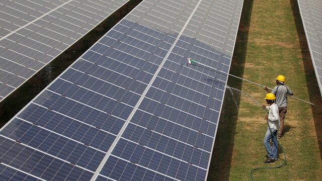 India's solar industry wins global funding, gets support to tackle climate change India's solar industry wins global funding, gets support to tackle climate change