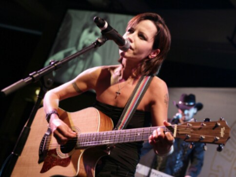 The Cranberries singer Dolores O’Riordan accidentally drowned after drinking, confirms inquest The Cranberries singer Dolores O’Riordan accidentally drowned after drinking, confirms inquest