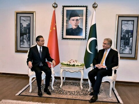 Chinese foreign minister Wang Yi visits Pakistan, reaffirms 'all-weather' partnership; says CPEC increased economic growth Chinese foreign minister Wang Yi visits Pakistan, reaffirms 'all-weather' partnership; says CPEC increased economic growth