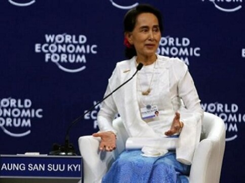 Aung San Suu Kyi says 'handling' of Rohingya Muslims could have been better, claims rule of law must apply to everyone Aung San Suu Kyi says 'handling' of Rohingya Muslims could have been better, claims rule of law must apply to everyone