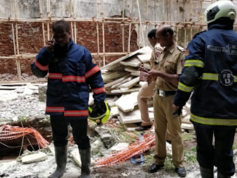 Fire breaks out again at Mumbai's Kamala Mills Compound; no casualty reported Fire breaks out again at Mumbai's Kamala Mills Compound; no casualty reported