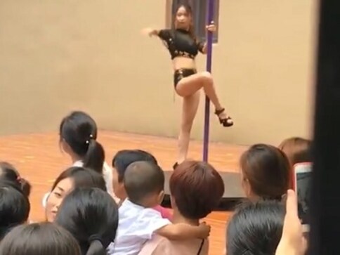 Principal loses job for hiring pole dancer to welcome Kindergarten children in China; school issues apology to parents Principal loses job for hiring pole dancer to welcome Kindergarten children in China; school issues apology to parents