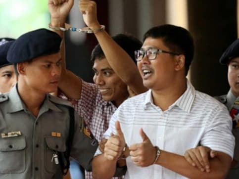 Mike Pence calls on Myanmar to release two Reuters reporters, says they should be commended, not imprisoned Mike Pence calls on Myanmar to release two Reuters reporters, says they should be commended, not imprisoned
