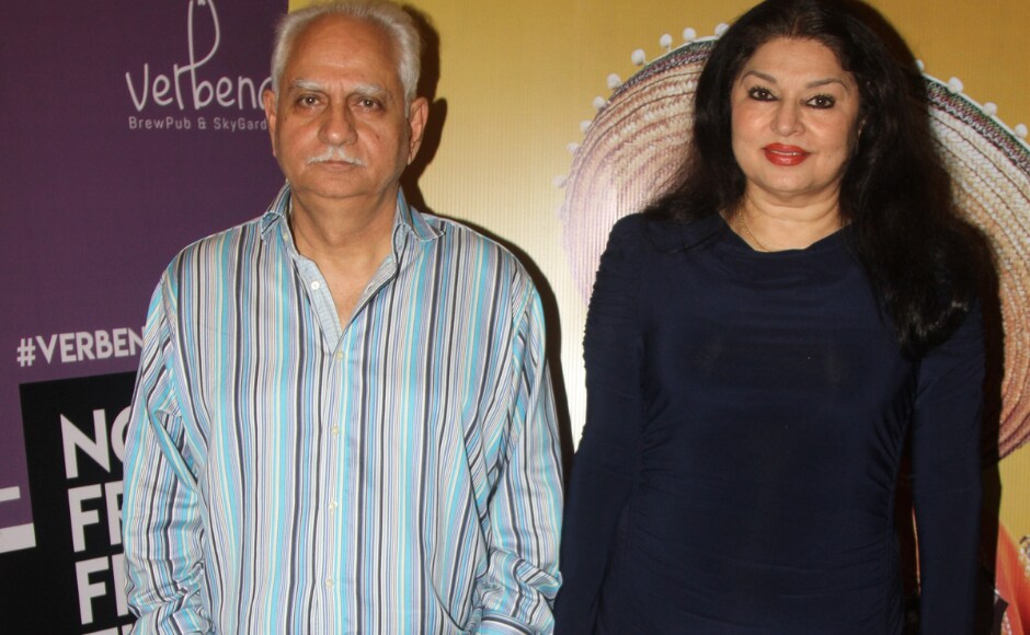 Legendary director and producer Ramesh Sippy with wife Kiran Juneja at the special screening of Eros Now's Side Hero Legendary director and producer Ramesh Sippy with wife Kiran Juneja at the special screening of Eros Now's Side Hero