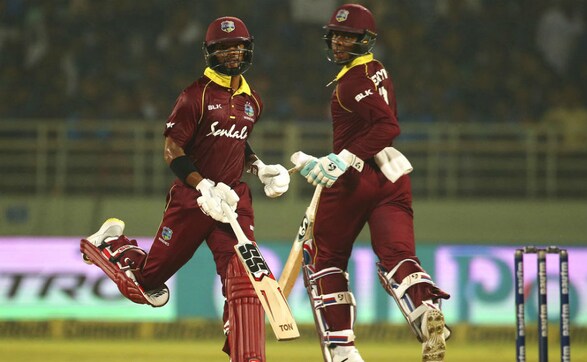 Shai Hope and Shimron Hetmyer forged a 143-run stand for the fourth wicket to keep West Indies afloat during their run-chase. AP Shai Hope and Shimron Hetmyer forged a 143-run stand for the fourth wicket to keep West Indies afloat during their run-chase. AP