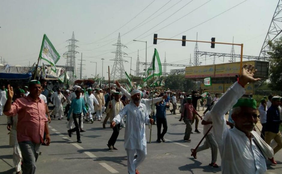 Opposition parties put the blame on the Modi government for what they described as "brutal police action" against thousands of farmers marching towards the national capital. The Congress alleged that the "Badshah of Delhi Sultanate was drunk with power". FP Hindi Opposition parties put the blame on the Modi government for what they described as "brutal police action" against thousands of farmers marching towards the national capital. The Congress alleged that the "Badshah of Delhi Sultanate was drunk with power". FP Hindi