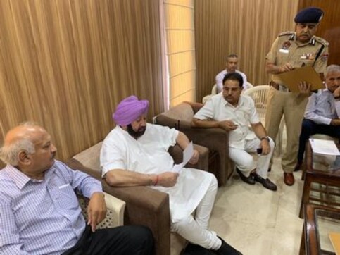 Amritsar train accident updates: Captain Amarinder Singh orders magisterial probe, seeks report in 4 weeks Amritsar train accident updates: Captain Amarinder Singh orders magisterial probe, seeks report in 4 weeks