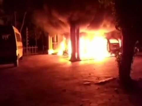 Sabarimala row: Ashram of Swami Sandeepananda Giri, who supported SC verdict, attacked; two cars and scooter burned Sabarimala row: Ashram of Swami Sandeepananda Giri, who supported SC verdict, attacked; two cars and scooter burned