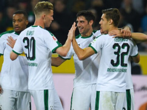Bundesliga: Borussia Moenchengladbach's Jonas Hofmann scores first hat-trick of career to sink Mainz; Hertha Berlin draw Bundesliga: Borussia Moenchengladbach's Jonas Hofmann scores first hat-trick of career to sink Mainz; Hertha Berlin draw