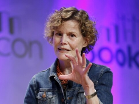 Judy Blume's Are You There God? It's Me, Margaret to get film adaptation from Kelly Fremon Craig Judy Blume's Are You There God? It's Me, Margaret to get film adaptation from Kelly Fremon Craig