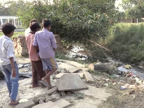 Village in the Prime Minister’s constituency reels under a dengue outbreak Village in the Prime Minister’s constituency reels under a dengue outbreak