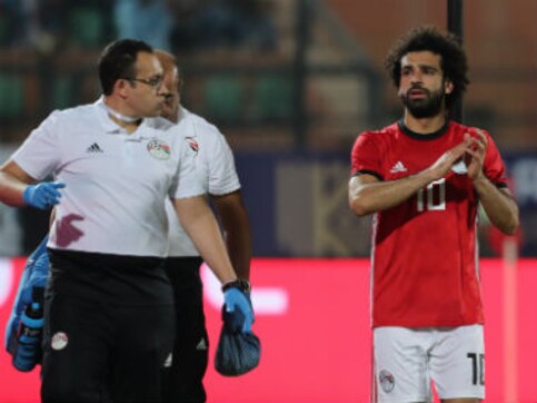 Africa Cup of Nations qualifiers: Egypt's Mohamed Salah scores directly from corner before limping off; Ivory Coast win Africa Cup of Nations qualifiers: Egypt's Mohamed Salah scores directly from corner before limping off; Ivory Coast win