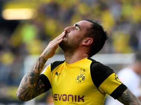 Bundesliga: Borussia Dortmund take up option to make striker Paco Alcacer's move from Barcelona permanent Bundesliga: Borussia Dortmund take up option to make striker Paco Alcacer's move from Barcelona permanent