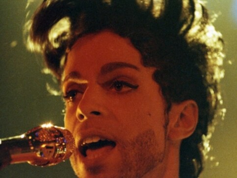 Piano & A Microphone 1983: The dilemma in loving Prince's posthumous album, a masterclass in music Piano & A Microphone 1983: The dilemma in loving Prince's posthumous album, a masterclass in music