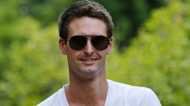 Snapchat aims full-year profitability in 2019 by betting on older users: Report Snapchat aims full-year profitability in 2019 by betting on older users: Report