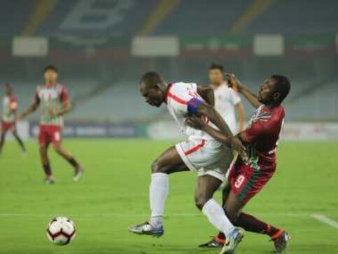 I-League 2018-19: David Lalrinmuana's stoppage-time strike helps Aizawl snatch a point against Mohun Bagan I-League 2018-19: David Lalrinmuana's stoppage-time strike helps Aizawl snatch a point against Mohun Bagan