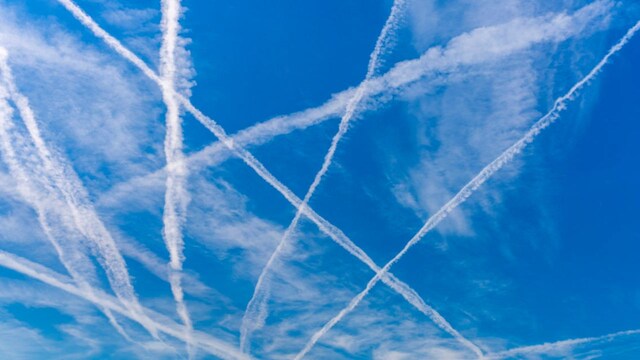 Scientists propose an aerosol sunscreen in the atmosphere to curb global warming Scientists propose an aerosol sunscreen in the atmosphere to curb global warming