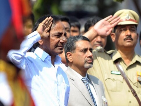 Telangana Assembly polls: Narendra Modi has 'Hindu-Muslim disease', says K Chandrasekhar Rao at political rally Telangana Assembly polls: Narendra Modi has 'Hindu-Muslim disease', says K Chandrasekhar Rao at political rally
