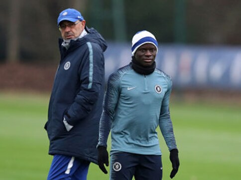 Europa League: N'Golo Kante should stick to his midfield role, says Chelsea manager Maurizio Sarri Europa League: N'Golo Kante should stick to his midfield role, says Chelsea manager Maurizio Sarri