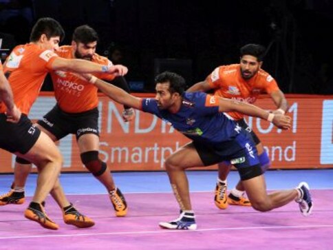 Pro Kabaddi League 2018: Dabang Delhi trounce Jaipur Pink Panthers; Haryana Steelers edge past U Mumba Pro Kabaddi League 2018: Dabang Delhi trounce Jaipur Pink Panthers; Haryana Steelers edge past U Mumba