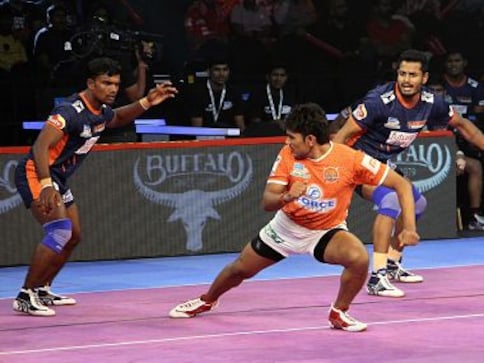 Pro Kabaddi League 2018: Bengal Warriors edge past Puneri Paltan in low-scoring thriller Pro Kabaddi League 2018: Bengal Warriors edge past Puneri Paltan in low-scoring thriller