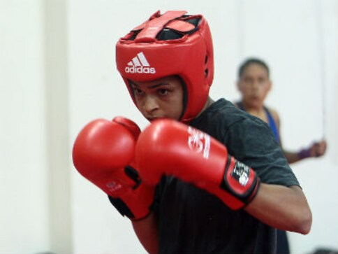 Women's World Boxing Championships: Ramla Ali on hiding career from conservative parents, becoming Somalia's first-ever boxer at event