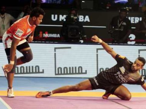 Pro Kabaddi League 2018: U Mumba ease past Puneri Paltan; Bengaluru Bulls top Zone B after win over UP Yoddha Pro Kabaddi League 2018: U Mumba ease past Puneri Paltan; Bengaluru Bulls top Zone B after win over UP Yoddha