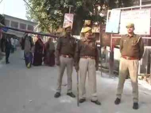 Ayodhya turns fortress ahead of VHP, Shiv Sena events as Hindu groups warn of '1992 repeat'; Section 144 imposed Ayodhya turns fortress ahead of VHP, Shiv Sena events as Hindu groups warn of '1992 repeat'; Section 144 imposed