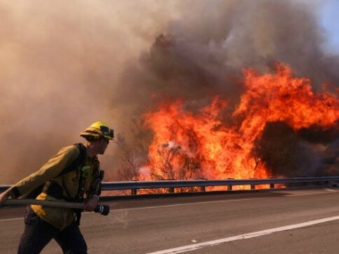 California wildfires: Number of people missing crosses 1,000, at least 74 killed so far; rescue operations still underway