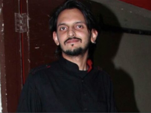 Vishesh Bhatt, director of Murder 3, set to make first Hindi film based on demonetisation in India Vishesh Bhatt, director of Murder 3, set to make first Hindi film based on demonetisation in India