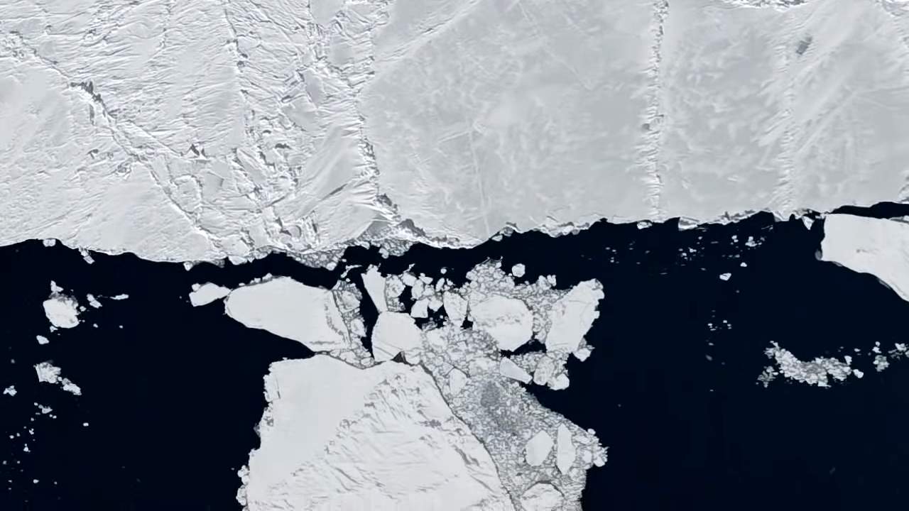 A satellite view of the melting ice in the arctic sea. Image credit: NOAA
