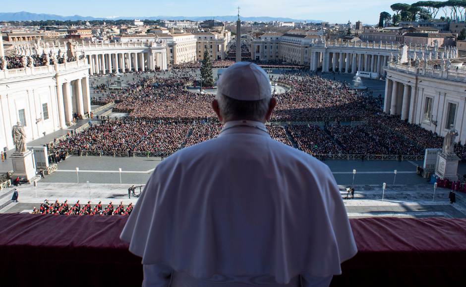 Pope Francis used his Christmas message on Tuesday to appeal for peace in conflict zones such as Syria and Yemen, whose populations face some of the world's worst humanitarian crises. Reuters Pope Francis used his Christmas message on Tuesday to appeal for peace in conflict zones such as Syria and Yemen, whose populations face some of the world's worst humanitarian crises. Reuters