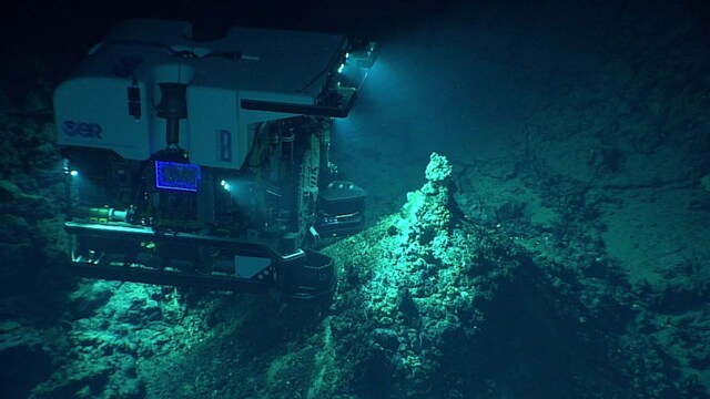India eyes deep-dive to the ocean floor to mine minerals, give economy a boost India eyes deep-dive to the ocean floor to mine minerals, give economy a boost