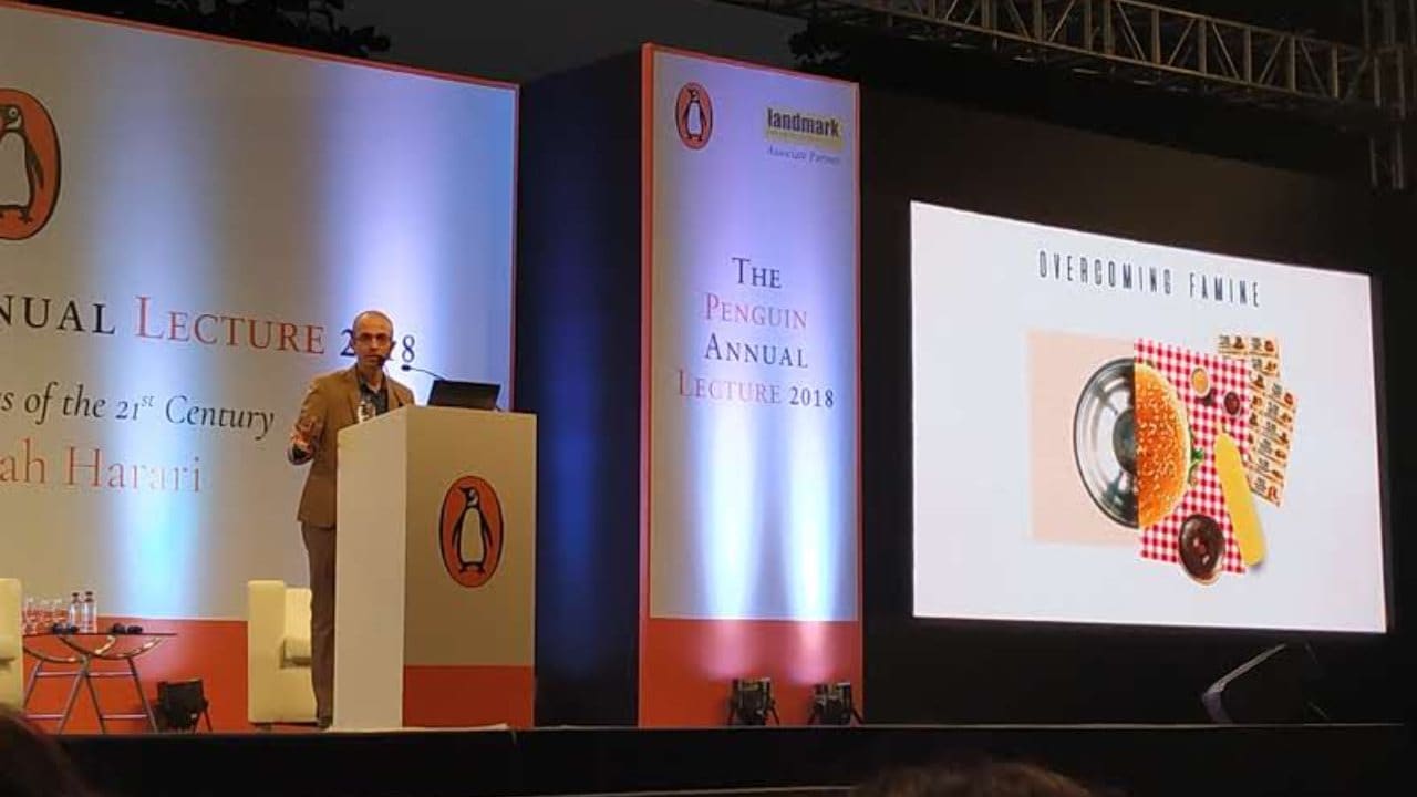 Yuval Noah Harari delivered the Penguin Annual Lecture in Mumbai on 16 December this year. Image courtesy: Tech2