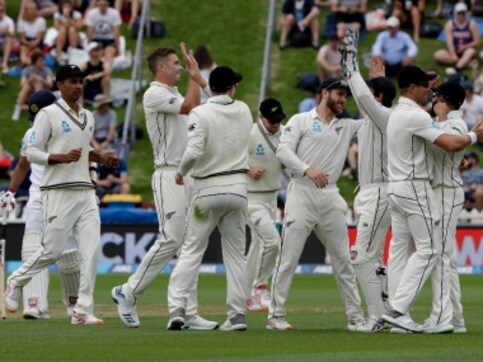 Highlights, New Zealand vs Sri Lanka, 1st Test, Day 1 at Wellington, Full Cricket Score: Visitors reach 275/9 at stumps Highlights, New Zealand vs Sri Lanka, 1st Test, Day 1 at Wellington, Full Cricket Score: Visitors reach 275/9 at stumps