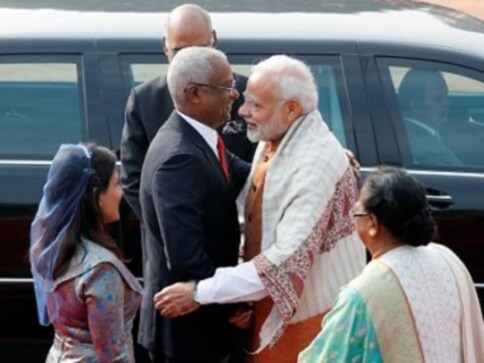 India announces $1.4 bn as financial aid to Maldives; leaders commit to be ‘mindful’ of concerns for stability in region India announces $1.4 bn as financial aid to Maldives; leaders commit to be ‘mindful’ of concerns for stability in region