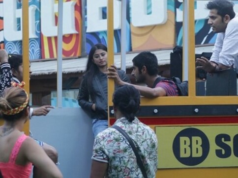 Bigg Boss 12, 5 December, Day 80 written updates: Surbhi, Rohit to contend for this week's captaincy Bigg Boss 12, 5 December, Day 80 written updates: Surbhi, Rohit to contend for this week's captaincy