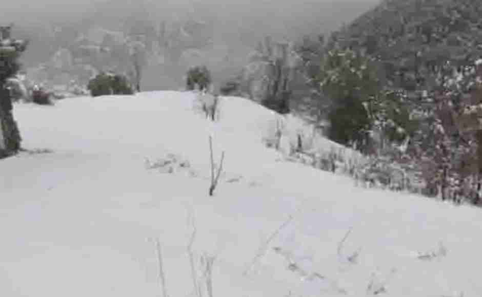Cold wave grips Rajouri district after Pir Panjal mountain range receives heavy snowfall. ANI Cold wave grips Rajouri district after Pir Panjal mountain range receives heavy snowfall. ANI