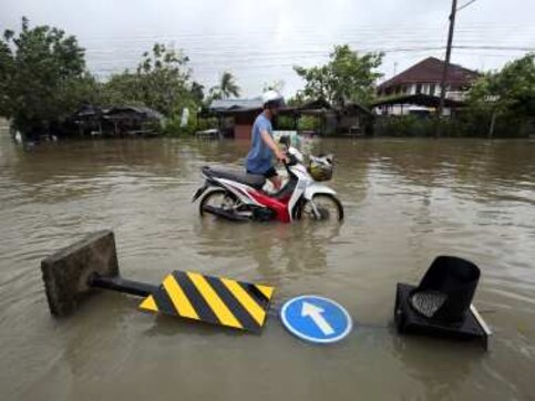 Cyclone Pabuk: Orange alert sounded for Andaman and Nicobar islands; storm expected to cross region tonight Cyclone Pabuk: Orange alert sounded for Andaman and Nicobar islands; storm expected to cross region tonight