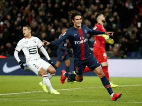Ligue 1: Edinson Cavani scores brace as Neymar-less Paris Saint-Germain thrash Rennes; Lyon edge past Amiens Ligue 1: Edinson Cavani scores brace as Neymar-less Paris Saint-Germain thrash Rennes; Lyon edge past Amiens