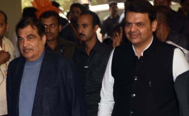 Maharashtra chief minister Devendra Fadnavis and Union Minister Nitin Gadkari were also invited to the wedding. Image credit: Sachin Gokhale Maharashtra chief minister Devendra Fadnavis and Union Minister Nitin Gadkari were also invited to the wedding. Image credit: Sachin Gokhale