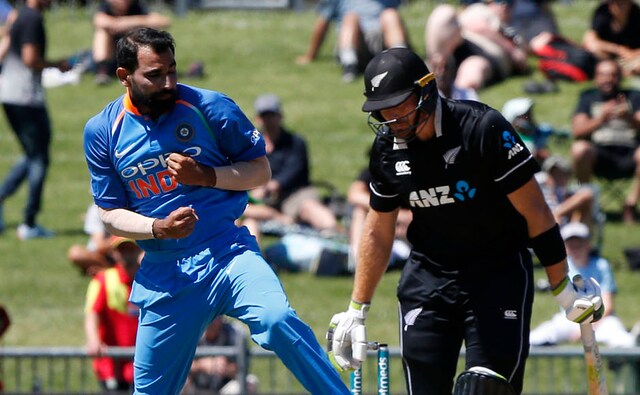 Indian pacer Mohammed Shami set up the victory for India with an impressive spell of 3 for 19 in six overs that he bowled in the first ODI. After Kiwis opted to bat first, he removed openers Martin Guptill and Colin Munro cheaply and then came back to send back Mitchell Santner when he was looking set. AP Indian pacer Mohammed Shami set up the victory for India with an impressive spell of 3 for 19 in six overs that he bowled in the first ODI. After Kiwis opted to bat first, he removed openers Martin Guptill and Colin Munro cheaply and then came back to send back Mitchell Santner when he was looking set. AP