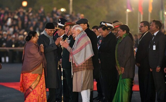 As per the tradition, President Ram Nath Kovind, Vice President Venkaiah Naidu, Prime Minister Narendra Modi, Defence Minister Nirmala Sitharaman and the chiefs of the three armed forces were present for the ceremony. Twitter/@PIB_India As per the tradition, President Ram Nath Kovind, Vice President Venkaiah Naidu, Prime Minister Narendra Modi, Defence Minister Nirmala Sitharaman and the chiefs of the three armed forces were present for the ceremony. Twitter/@PIB_India