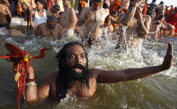 Second day of Kumbh Mela sees thousands congregate at Prayagraj for holy dip in the Ganga Second day of Kumbh Mela sees thousands congregate at Prayagraj for holy dip in the Ganga