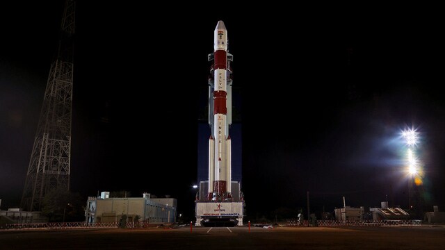 ISRO's PSLV C44 rocket successfully places Microsat-R and Kalamsat into Earth's orbit ISRO's PSLV C44 rocket successfully places Microsat-R and Kalamsat into Earth's orbit