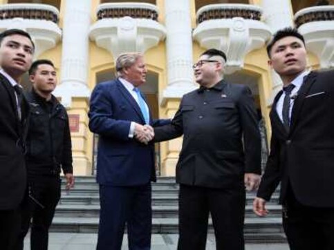 Kim Jong-un and Donald Trump impersonators spotted in Hanoi ahead of summit; Vietnam threatens them with deportation Kim Jong-un and Donald Trump impersonators spotted in Hanoi ahead of summit; Vietnam threatens them with deportation