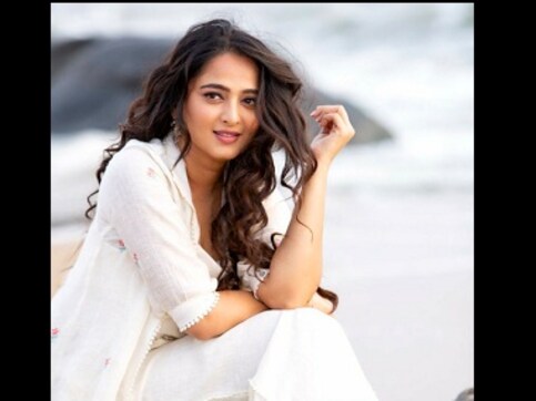 Anushka Shetty, R Madhavan begin shooting for their upcoming Hollywood crossover project, Silence Anushka Shetty, R Madhavan begin shooting for their upcoming Hollywood crossover project, Silence