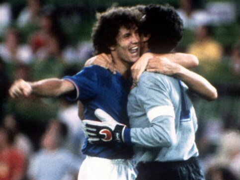 1982 World Cup winner Fulvio Collovati suspended as television pundit over sexist remarks about women in football 1982 World Cup winner Fulvio Collovati suspended as television pundit over sexist remarks about women in football